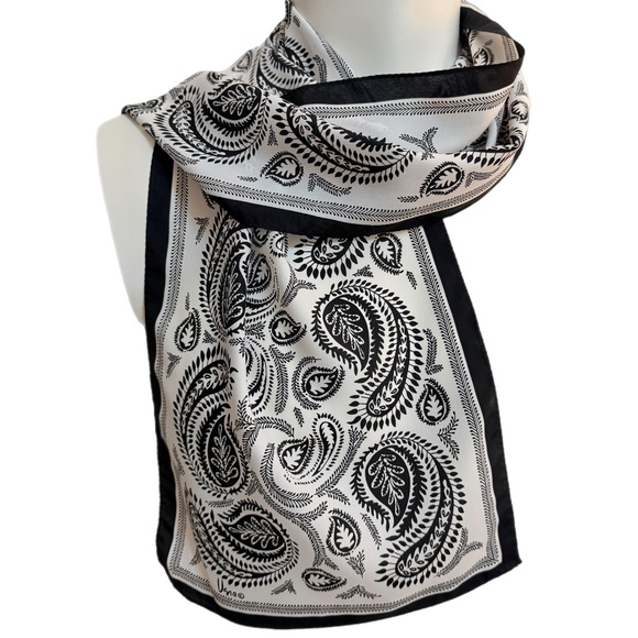 Vera Black & White Paisley Long Scarf – Silky Feel - Picture 1 of 6